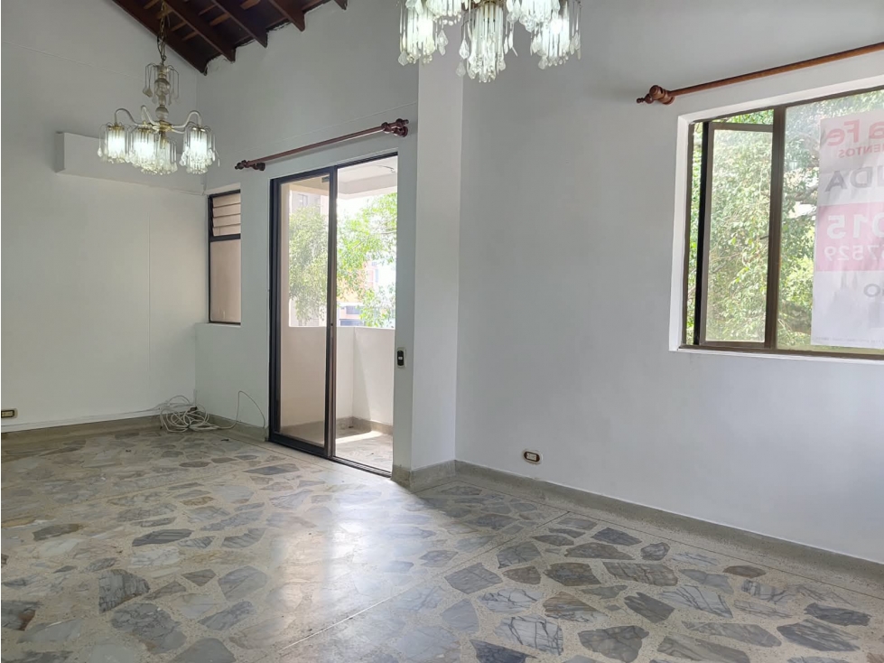 Apartamento en venta en Simon Bolivar, Medellín · foto 2 de 16