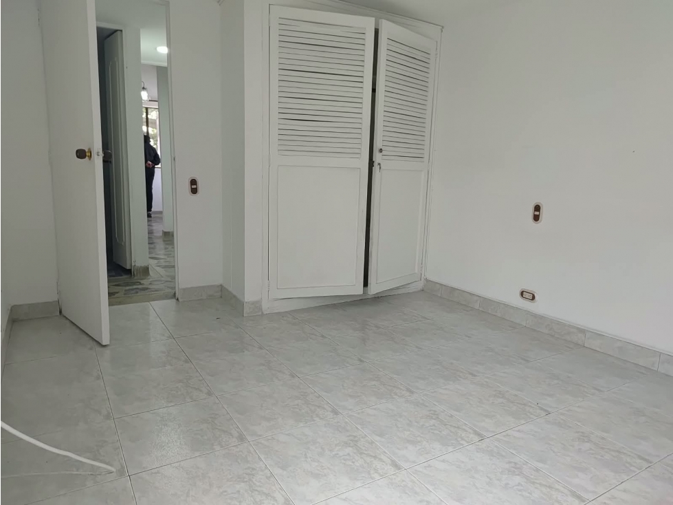 Apartamento en venta en Simon Bolivar, Medellín · foto 12 de 16