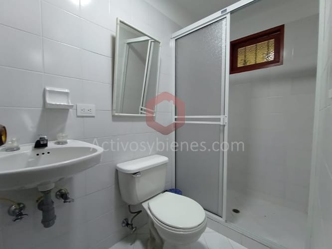 Casa de 9 alcobas en arriendo en Los Colegios, Rionegro · foto 18 de 22