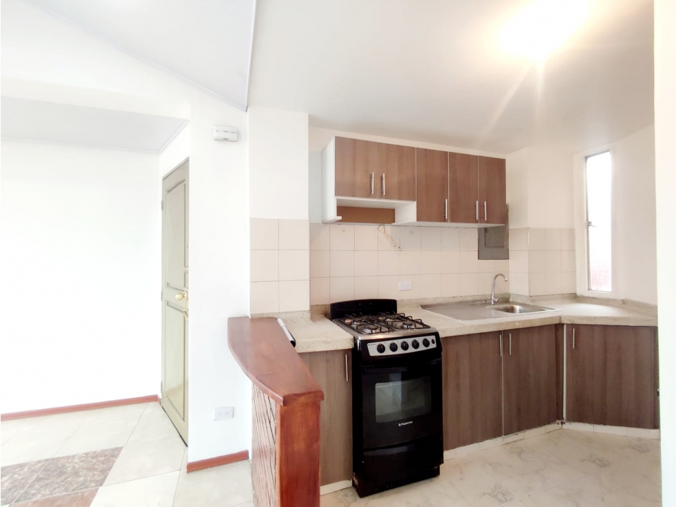 Apartamento en venta en El Vergel, Bogotá · foto 3 de 24