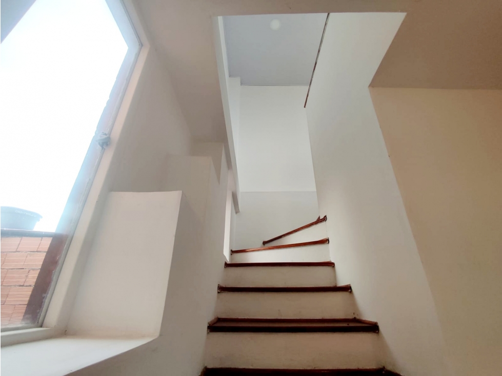 Apartamento en venta en El Vergel, Bogotá · foto 6 de 24
