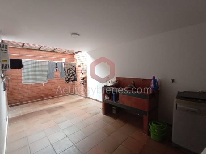 Casa de 9 alcobas en venta en Los Colegios, Rionegro · foto 24 de 24