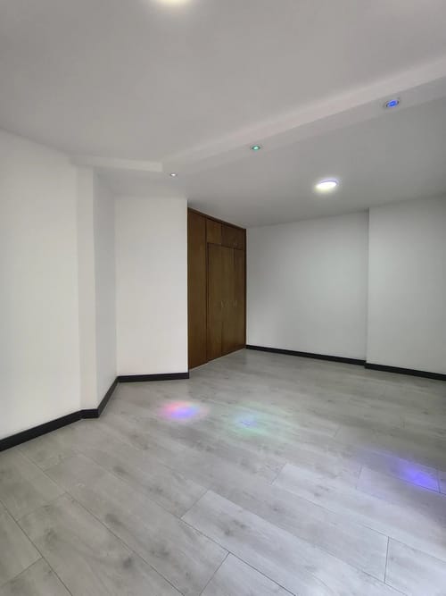 Apartamento de 3 alcobas en arriendo en Los Alcazares, Medellín, 100 m² · foto 4 de 10