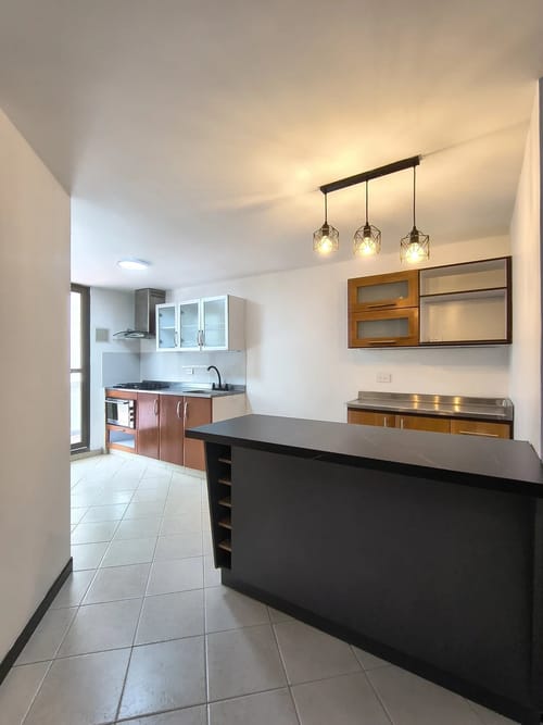 Apartamento de 3 alcobas en arriendo en Los Alcazares, Medellín, 100 m² · foto 9 de 10