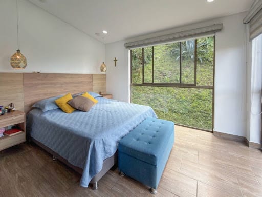 Casa de 3 alcobas en venta en Las Antillas, Envigado, 234 m² · foto 20 de 24