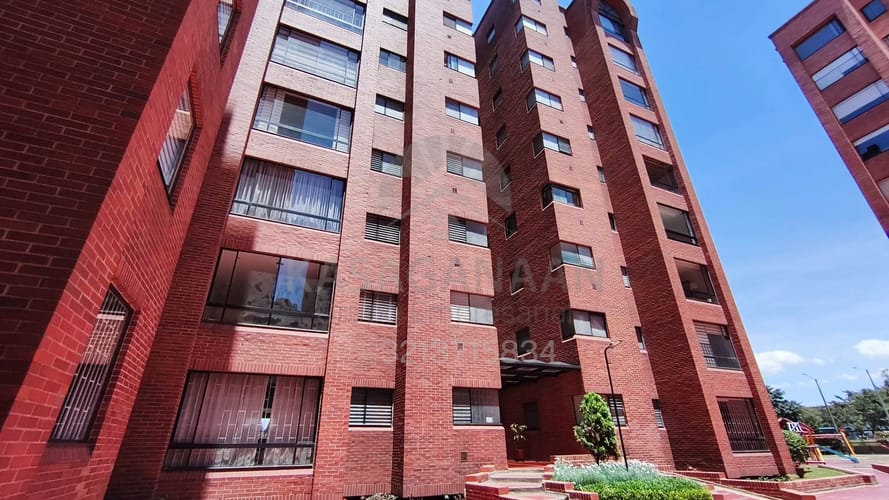 Apartamento de 5 alcobas en venta en Ciudad Salitre Oriental, Bogotá, 232 m² · foto 18 de 24