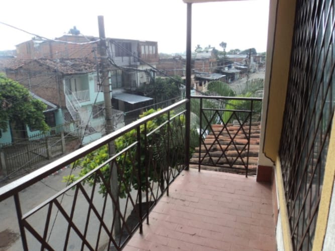 Casa de 6 alcobas en venta en Villa Del Lago, Cali, 248 m² · foto 11 de 14