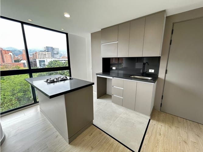 Apartamento de 2 alcobas en venta en Belen Alameda, Medellín, 97 m² · foto 2 de 18