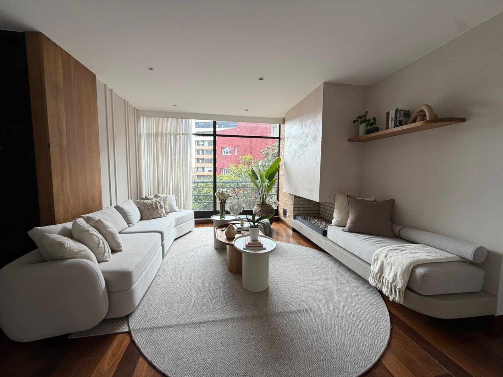 Apartamento en venta en El Refugio, Bogotá · foto 4 de 24