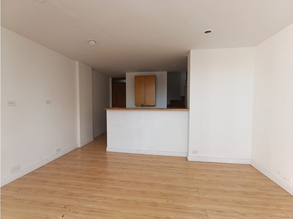 Apartamento en venta en La Aguacatala, Medellín · foto 5 de 10