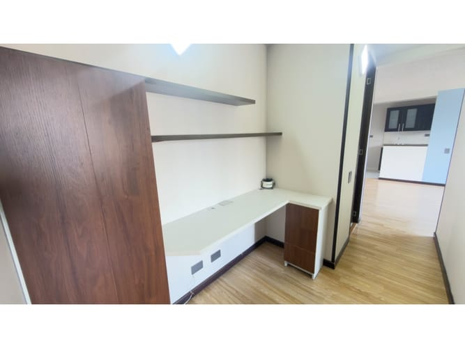 Apartamento de 3 alcobas en venta en Loma De Los Bernal, Medellín, 74 m² · foto 8 de 17