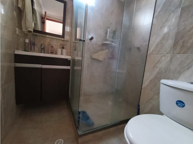 Apartamento de 3 alcobas en venta en Lorena, Medellín, 90 m² · foto 5 de 24