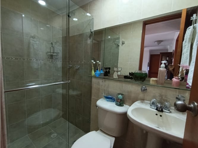 Apartamento de 3 alcobas en venta en Lorena, Medellín, 90 m² · foto 15 de 24