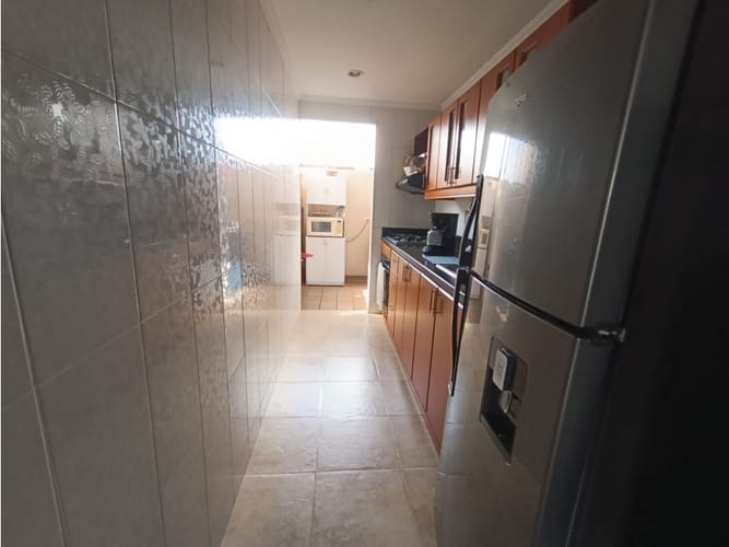 Apartamento de 3 alcobas en venta en Lorena, Medellín, 90 m² · foto 16 de 24