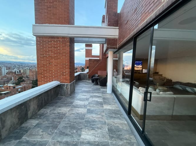 Apartamento de 4 alcobas en venta en Chapinero Alto, Bogotá, 370 m² · foto 4 de 18