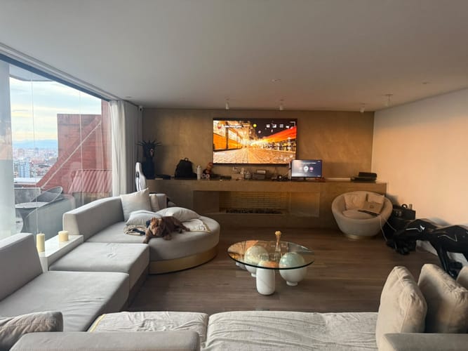 Apartamento de 4 alcobas en venta en Chapinero Alto, Bogotá, 370 m² · foto 9 de 18