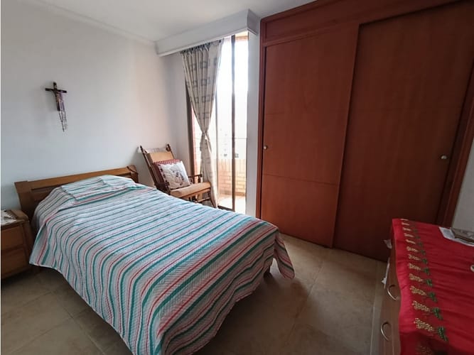 Apartamento de 3 alcobas en venta en Lorena, Medellín, 90 m² · foto 22 de 24