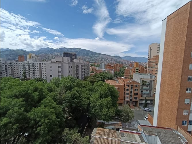 Apartamento de 3 alcobas en venta en Lorena, Medellín, 90 m² · foto 23 de 24