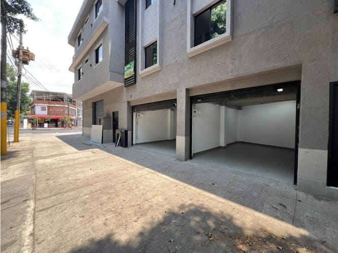 Local en arriendo en Troncal, Cali, 30 m² · foto 3 de 3