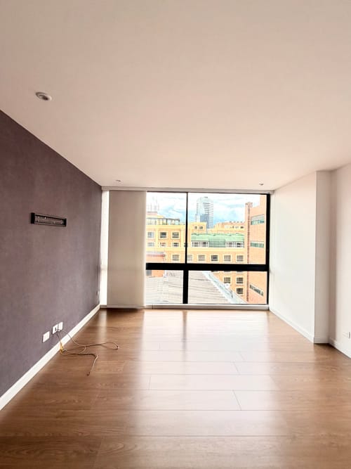 Apartamento de 2 alcobas en arriendo en Chico Norte, Bogotá, 80 m² · foto 4 de 12