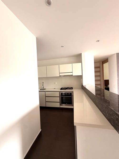 Apartamento de 2 alcobas en arriendo en Chico Norte, Bogotá, 80 m² · foto 5 de 12