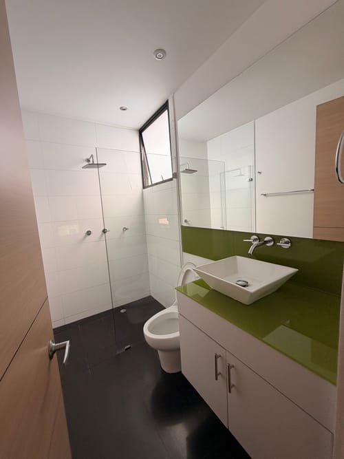 Apartamento de 2 alcobas en arriendo en Chico Norte, Bogotá, 80 m² · foto 12 de 12