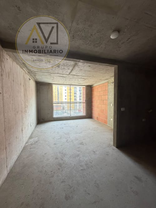 Apartamento de 3 alcobas en venta en La Prosperidad, Madrid, 64 m² · foto 2 de 8
