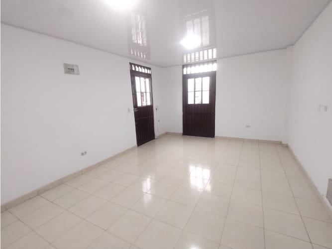 Casa de 2 alcobas en arriendo en Central, Palmira, 88 m² · foto 2 de 18
