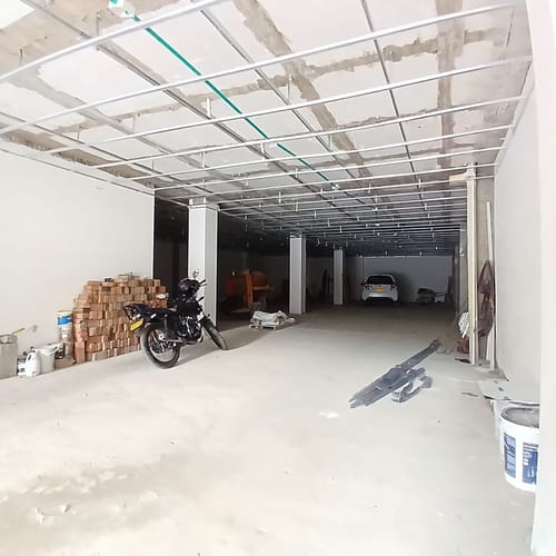 Edificio en arriendo en Tequendama, Cali, 1200 m² · foto 9 de 24