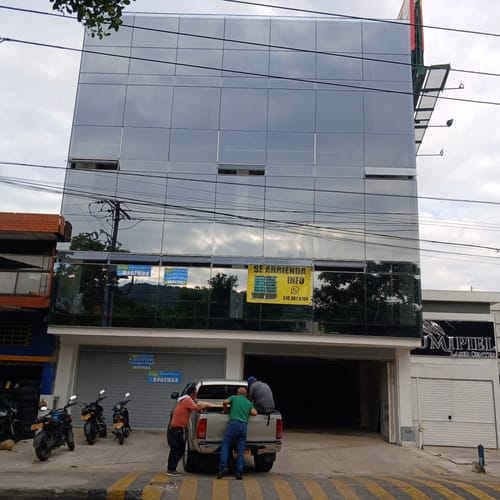 Edificio en arriendo en Tequendama, Cali, 1200 m² · foto 24 de 24