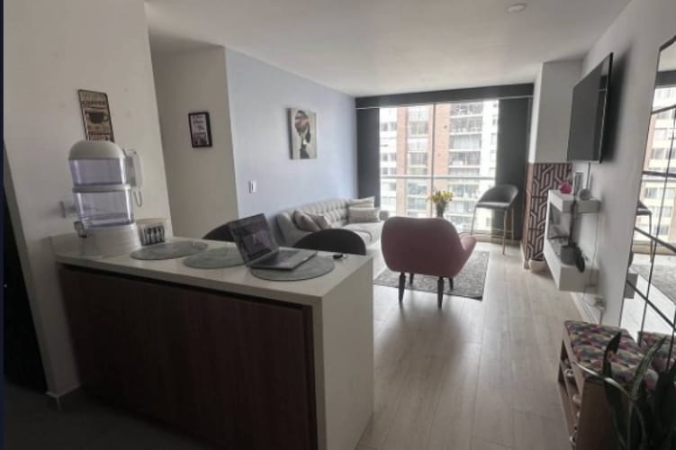 Apartamento de 3 alcobas en venta en Américas Central, Bogotá, 68 m² · foto 3 de 18