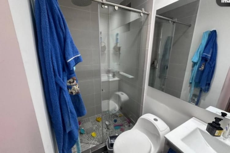 Apartamento de 3 alcobas en venta en Américas Central, Bogotá, 68 m² · foto 13 de 18