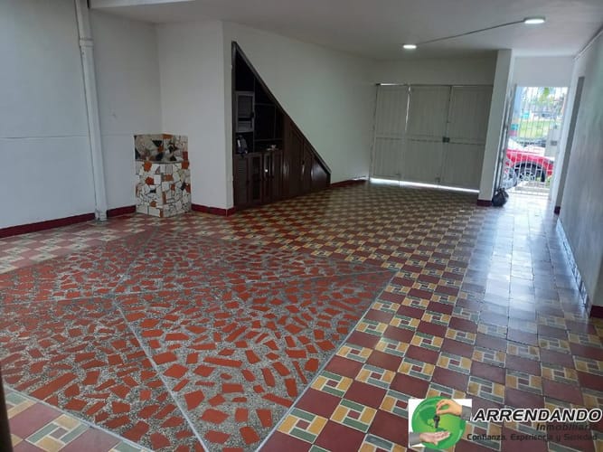 Casa de 6 alcobas en venta en Villa Paula, Itagüí, 184 m² · foto 2 de 16