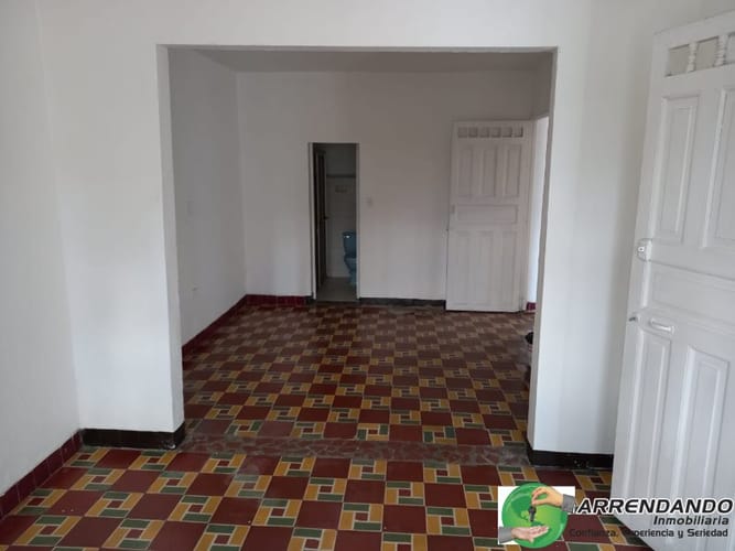 Casa de 6 alcobas en venta en Villa Paula, Itagüí, 184 m² · foto 7 de 16