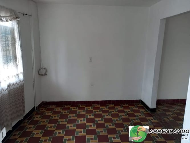 Casa de 6 alcobas en venta en Villa Paula, Itagüí, 184 m² · foto 10 de 16