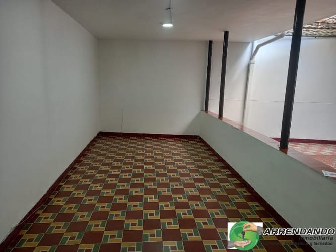 Casa de 6 alcobas en venta en Villa Paula, Itagüí, 184 m² · foto 13 de 16