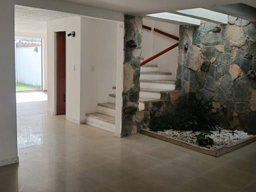 Casa de 3 alcobas en arriendo en Puente Largo, Bogotá, 250 m² · foto 4 de 17