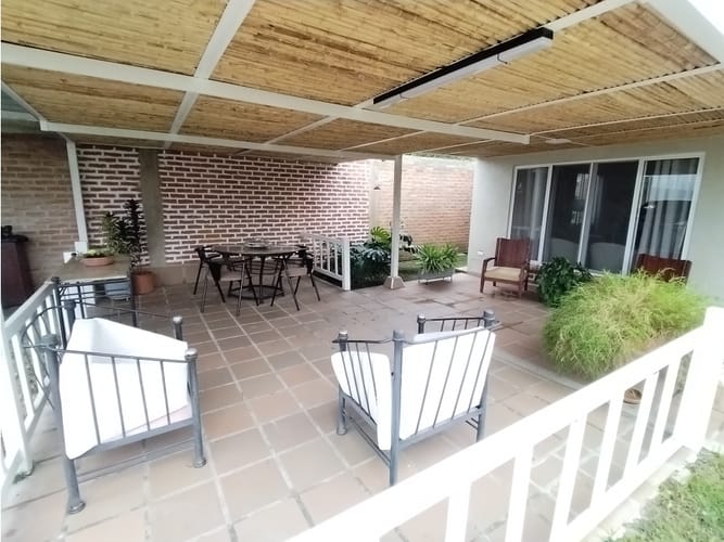 Casa de 3 alcobas en venta en Coronado, Palmira, 250 m² · foto 2 de 22