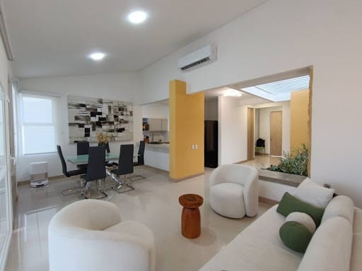 Casa de 3 alcobas en venta en El Castillo, Jamundí, 330 m² · foto 4 de 18