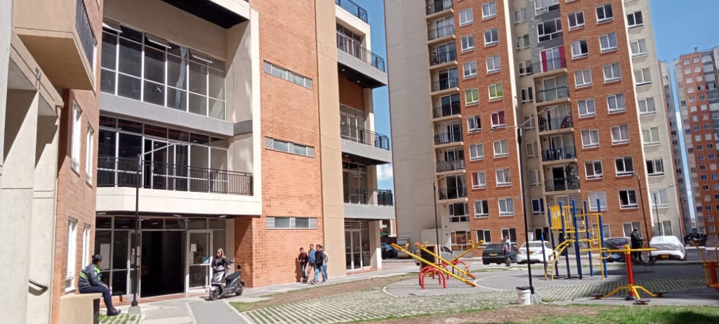 Apartamento en venta en Bosa Islandia, Bogotá · foto 2 de 11
