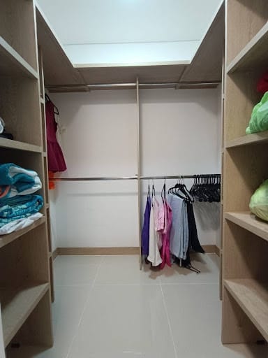 Casa de 3 alcobas en venta en El Castillo, Jamundí, 330 m² · foto 10 de 18