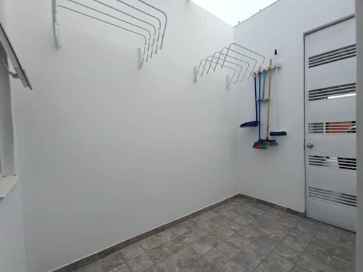 Casa de 3 alcobas en venta en El Castillo, Jamundí, 330 m² · foto 16 de 18