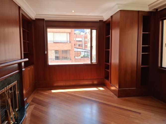 Apartamento de 3 alcobas en venta en Chico, Bogotá, 220 m² · foto 5 de 24