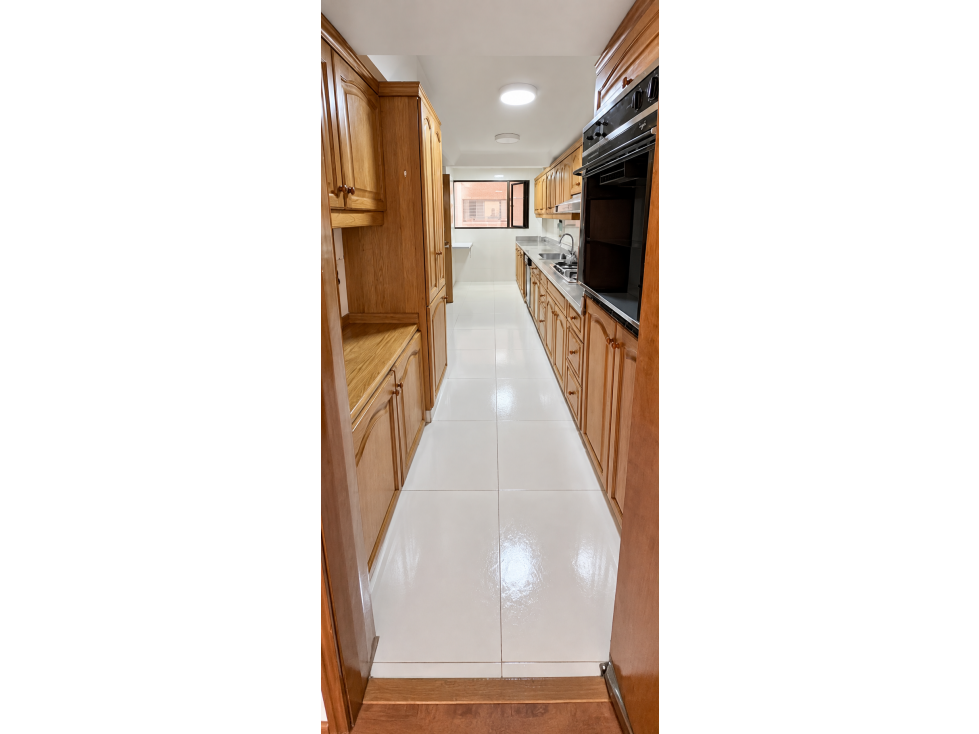 Apartamento en venta en El Virrey, Bogotá · foto 3 de 12