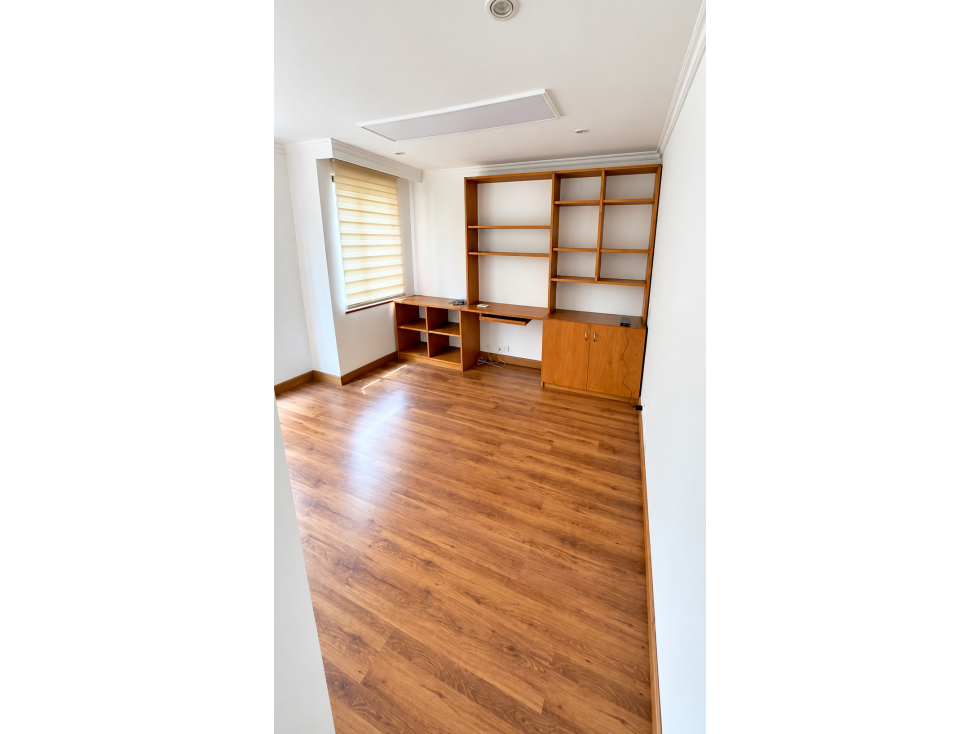 Apartamento en venta en El Virrey, Bogotá · foto 8 de 12