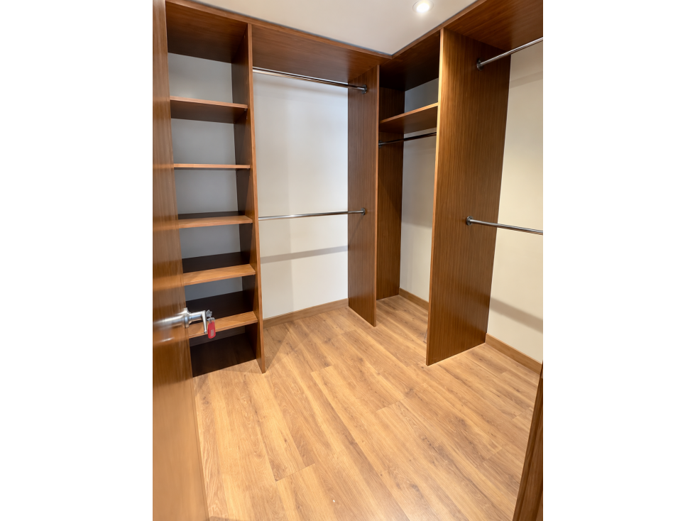 Apartamento en venta en El Virrey, Bogotá · foto 10 de 12