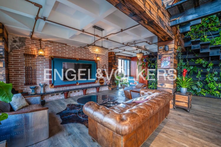 Apartamento de 3 alcobas en venta en Provenza, Medellín, 218 m² · foto 2 de 23