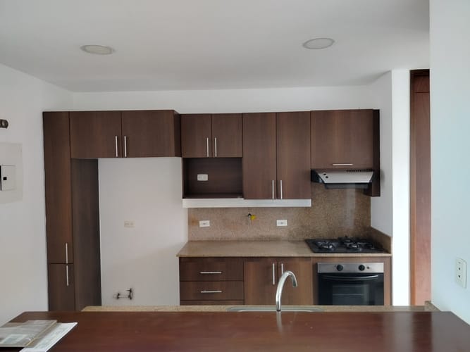Apartamento de 3 alcobas en arriendo en El Tesoro, Medellín, 135 m² · foto 5 de 24