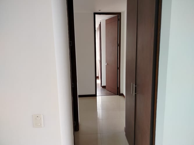 Apartamento de 3 alcobas en arriendo en El Tesoro, Medellín, 135 m² · foto 11 de 24