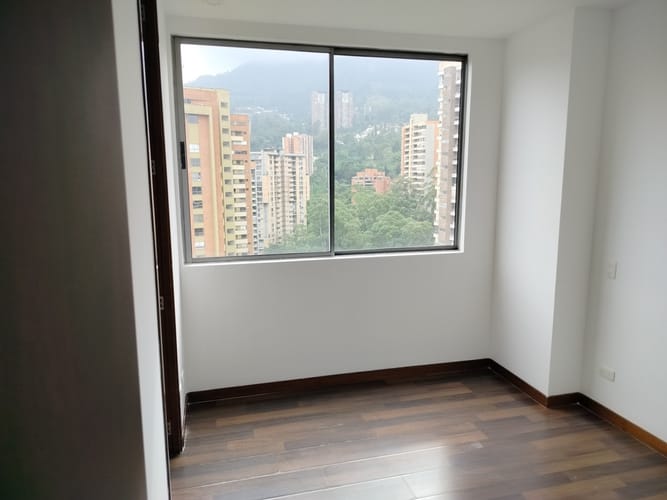 Apartamento de 3 alcobas en arriendo en El Tesoro, Medellín, 135 m² · foto 22 de 24